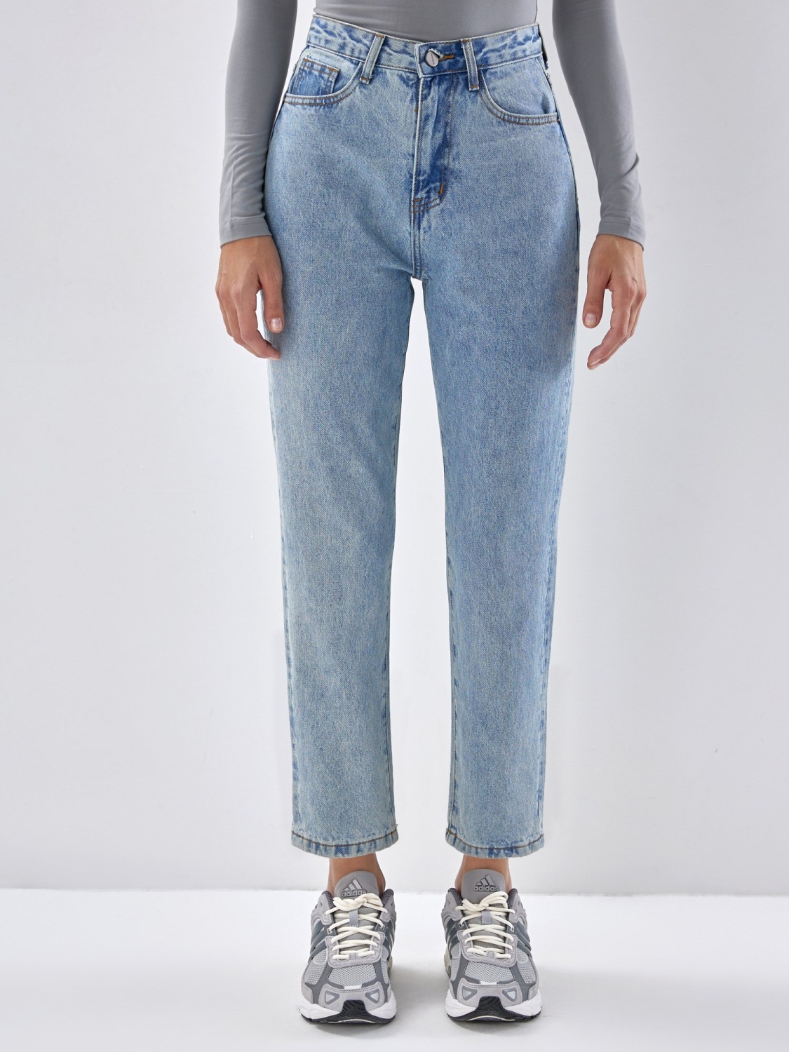 Джинсы MOM FIT